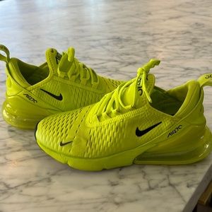 Nike Air Max 270 Women’s size 7